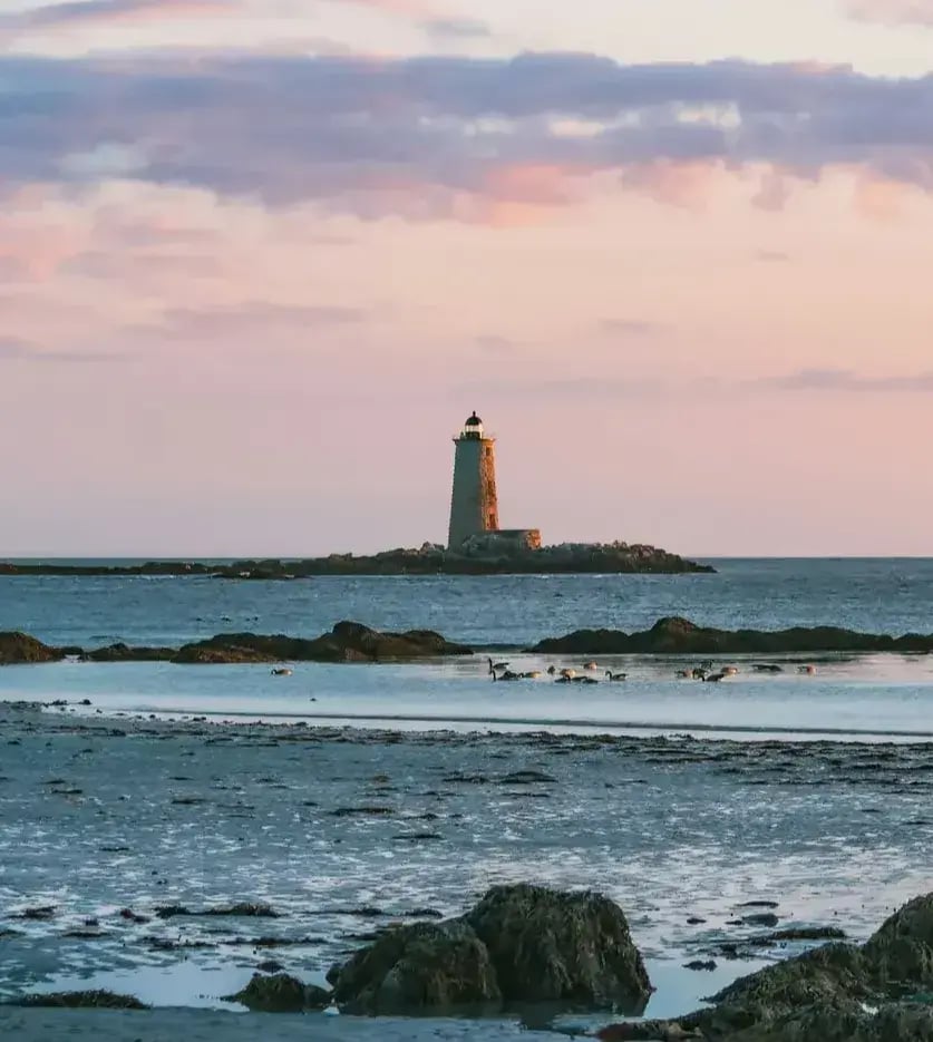 Photo by Peregrine Photography - Fort Foster, Pocahontas Road, Kittery Point, ME, USA on Unsplash