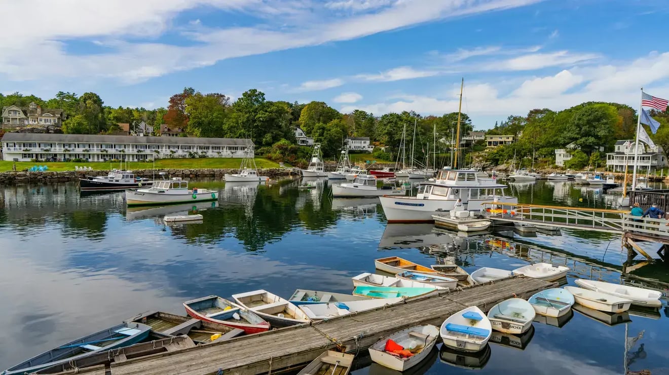 Photo by Rich Martello - Ogunquit, ME, USA Unsplash