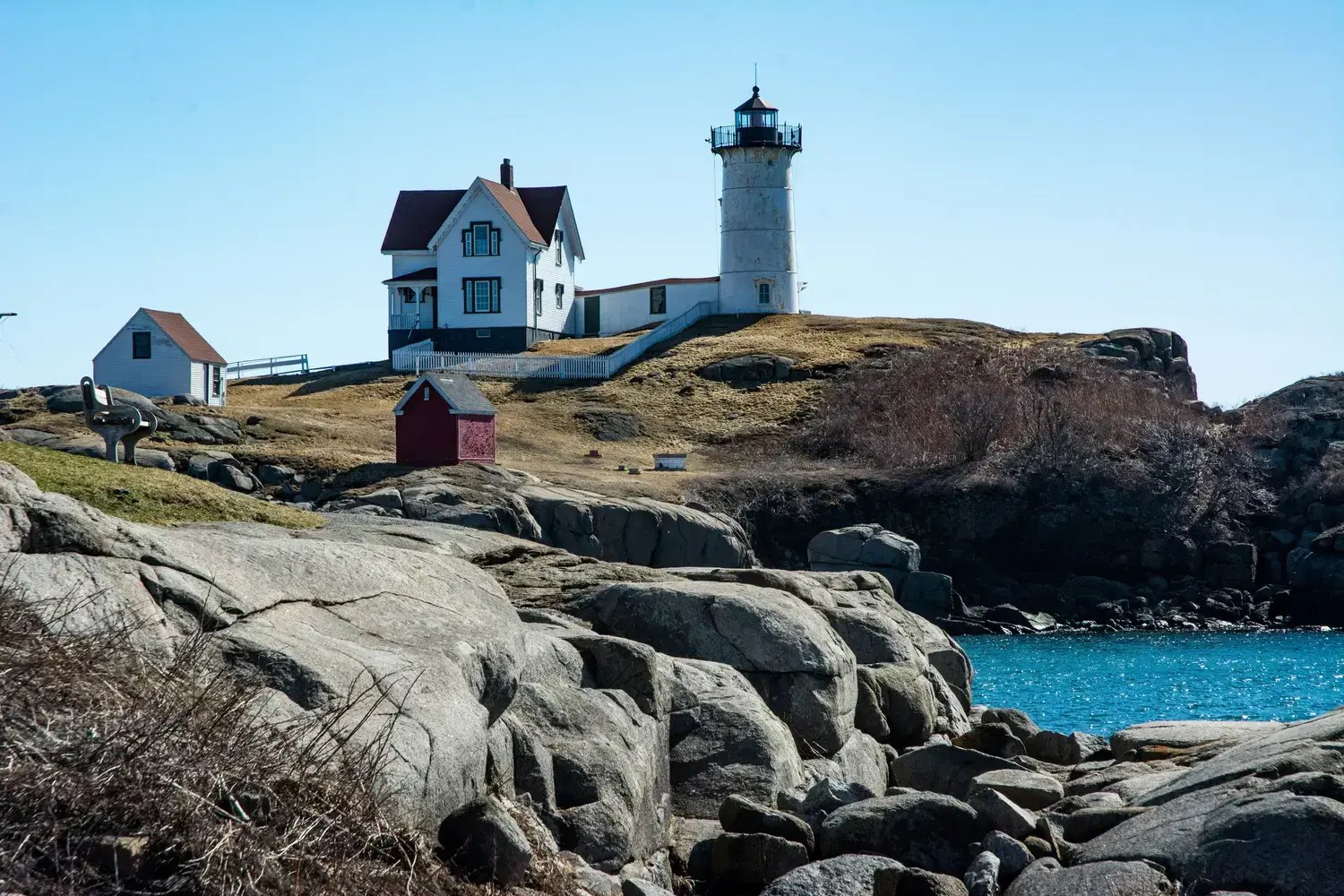Photo by Ruth H Curtis - Nubbles Light House on Unsplash