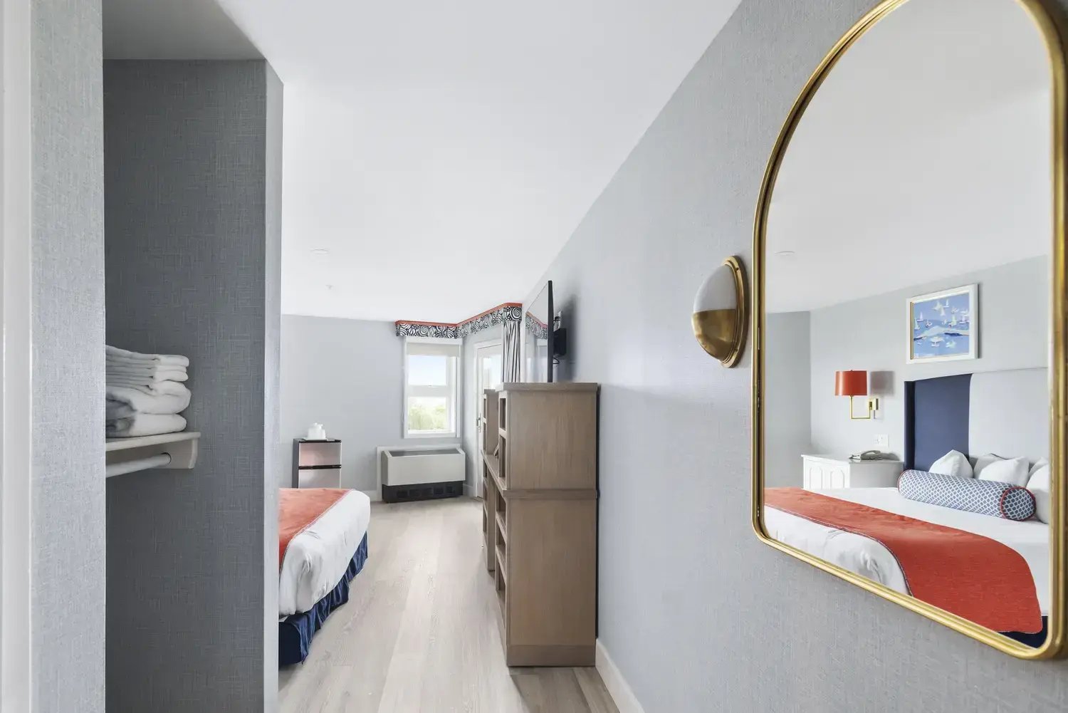 Atrium King Accessible Floor 2 & 3 3