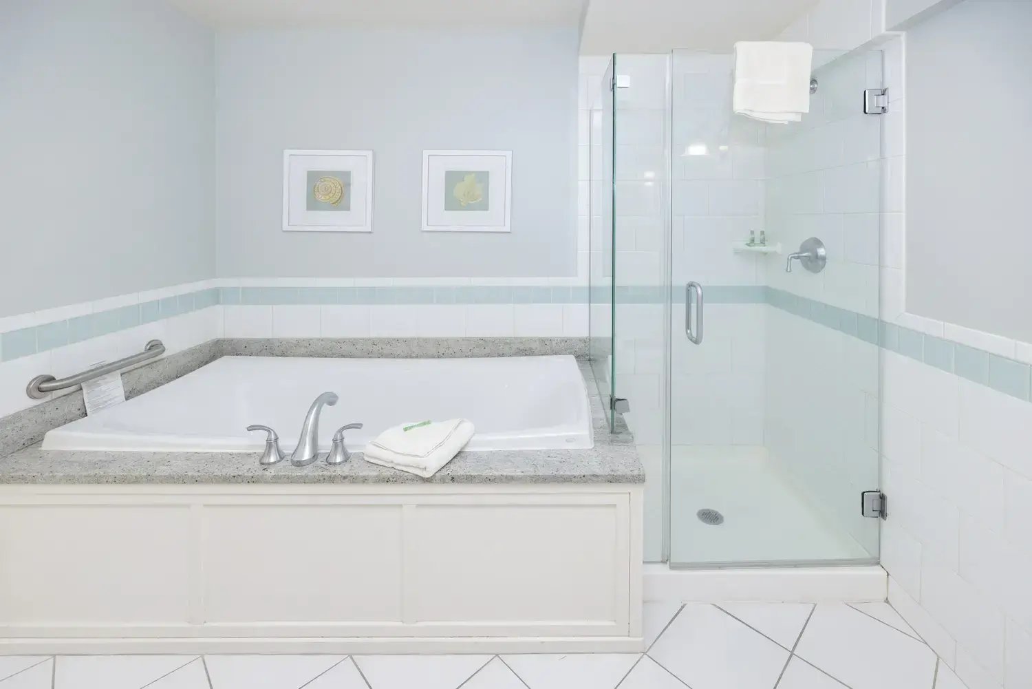 Ocean Suites Bathroom 2