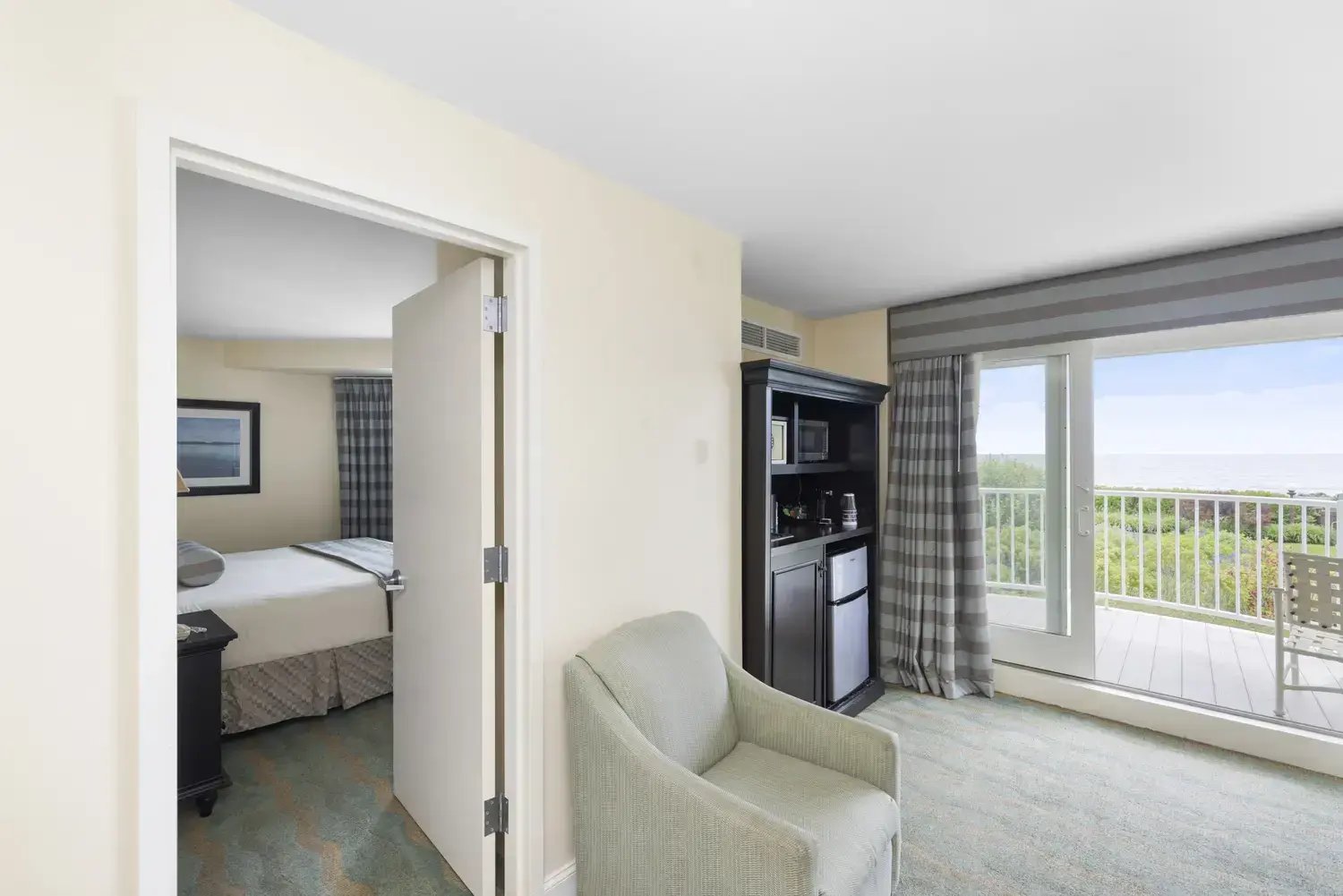 Ocean Suites King Separate Bedroom 5