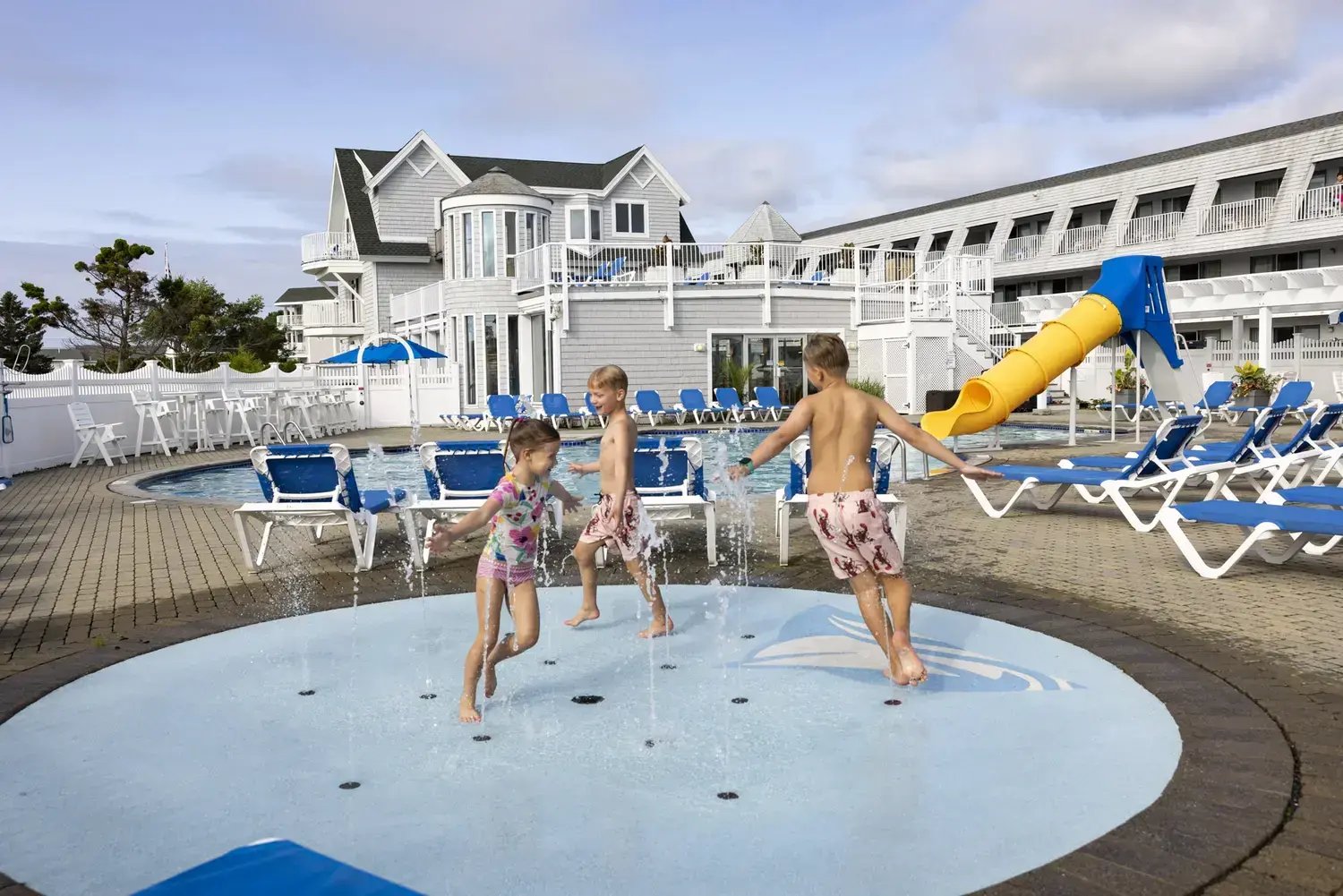 Splash Pad Kids Outdoor Pool 9