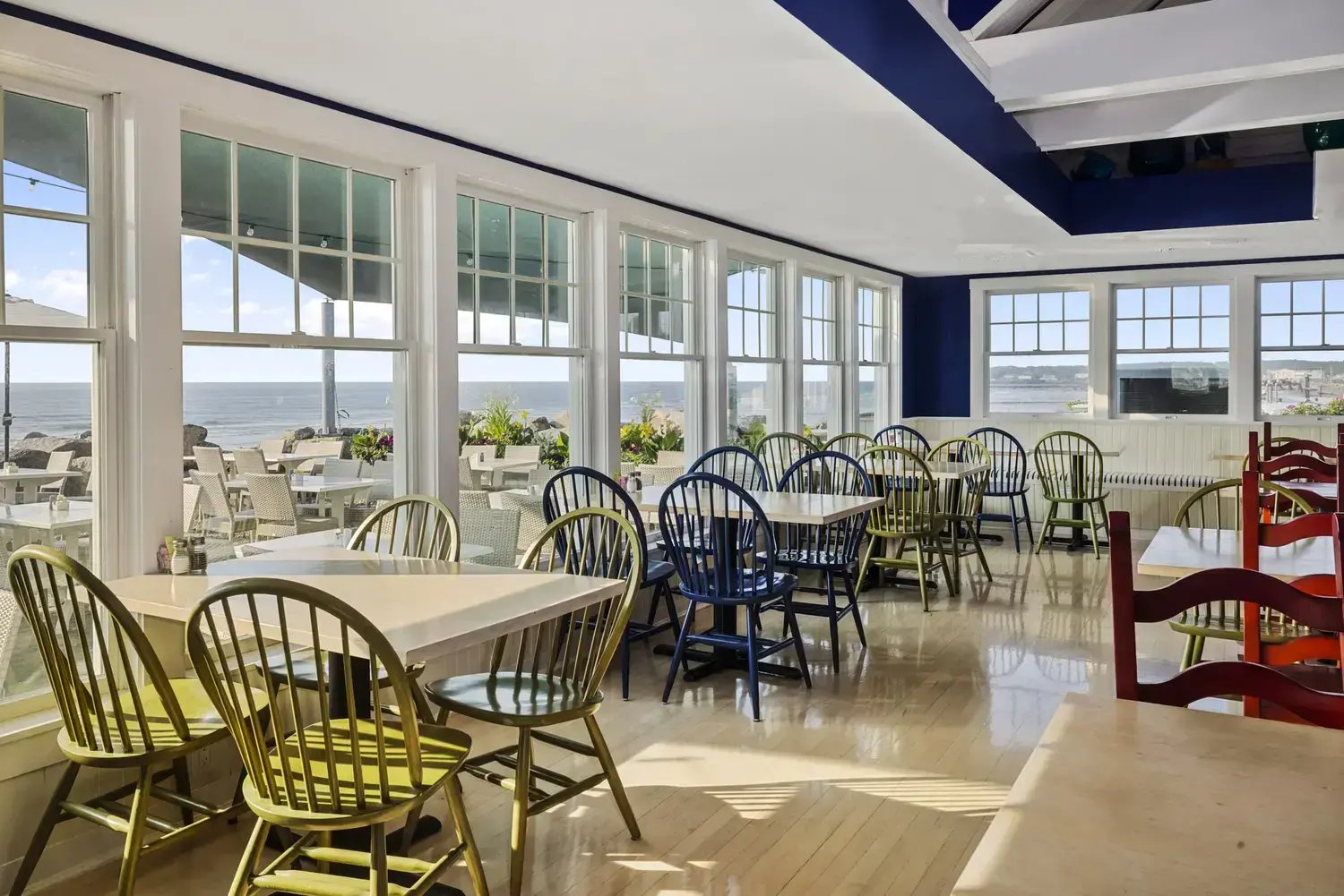 Sun and Surf Restaurant York Maine Long Sands Beach © Heidi Kirn Photography 1X4A2959
